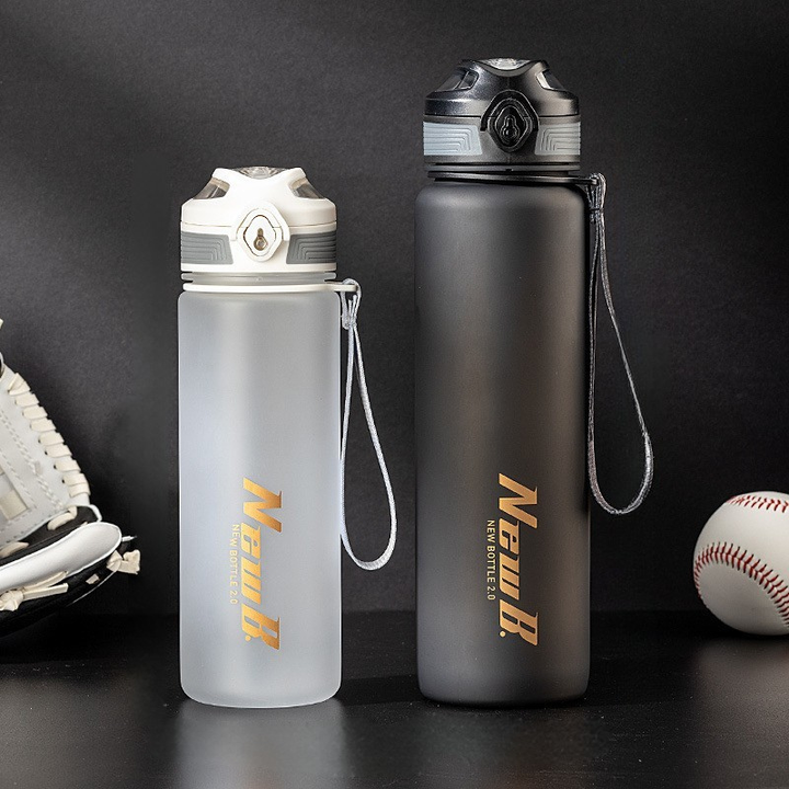 Large capacity sports portable water bottle
