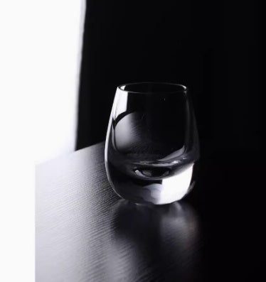 Chuyun Hand Carved Wine Glass